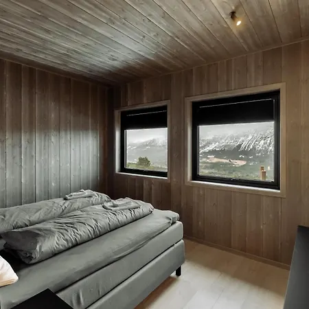 Elegant Hornindal With Breathtaking Scenery * Volda