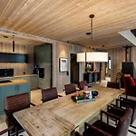 Casa de Férias Elegant Hornindal With Breathtaking Scenery